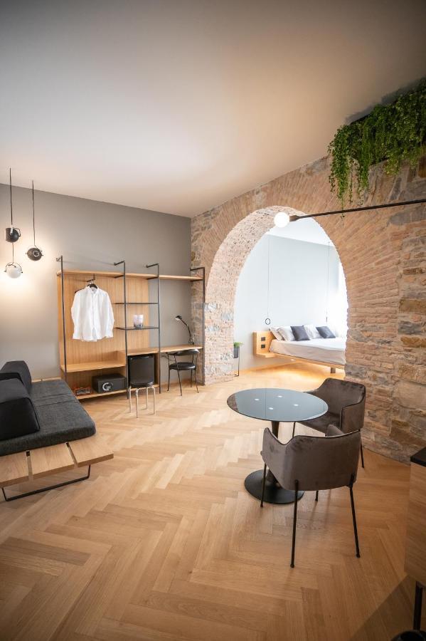 S1 Luxury Suites And Rooms Trieszt Kültér fotó