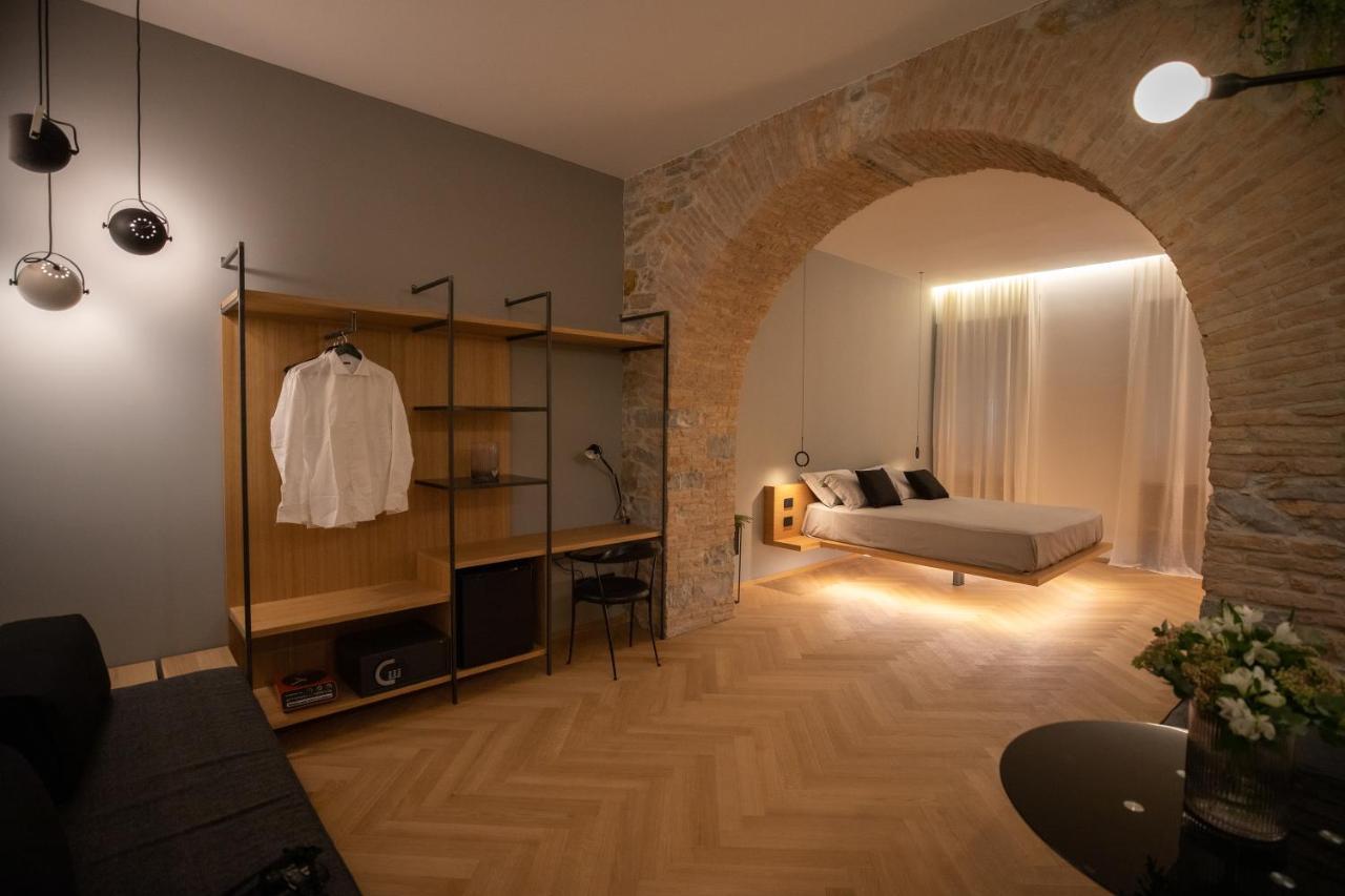 S1 Luxury Suites And Rooms Trieszt Kültér fotó