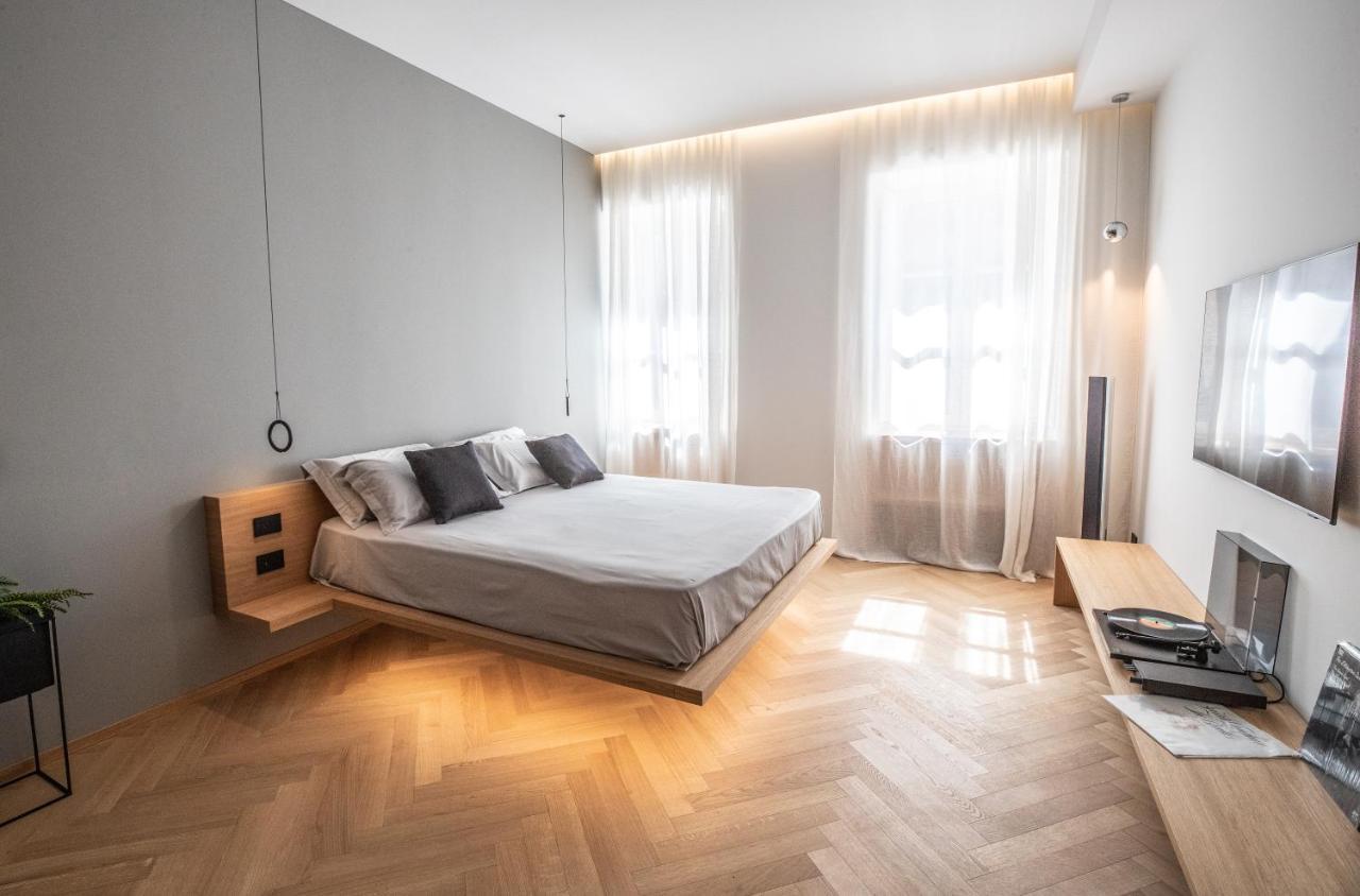S1 Luxury Suites And Rooms Trieszt Kültér fotó