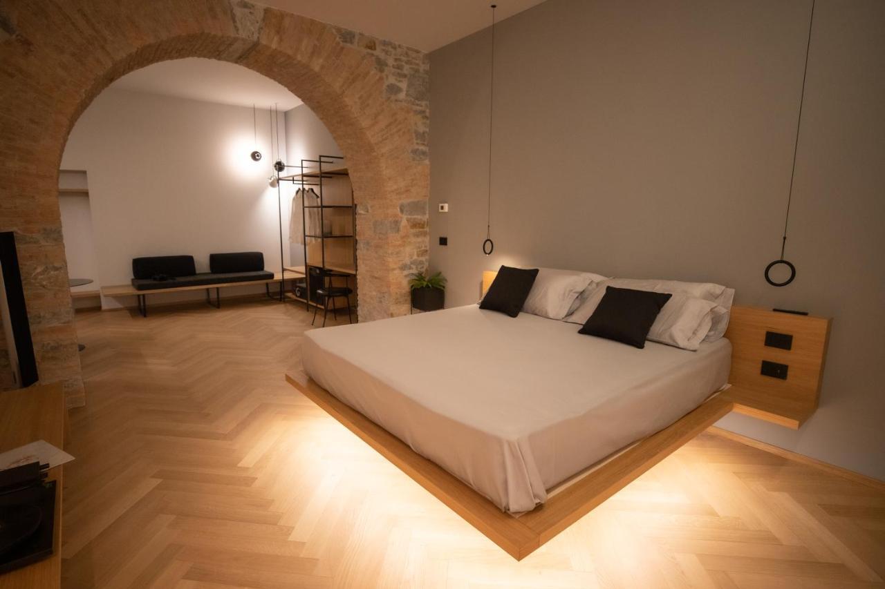 S1 Luxury Suites And Rooms Trieszt Kültér fotó