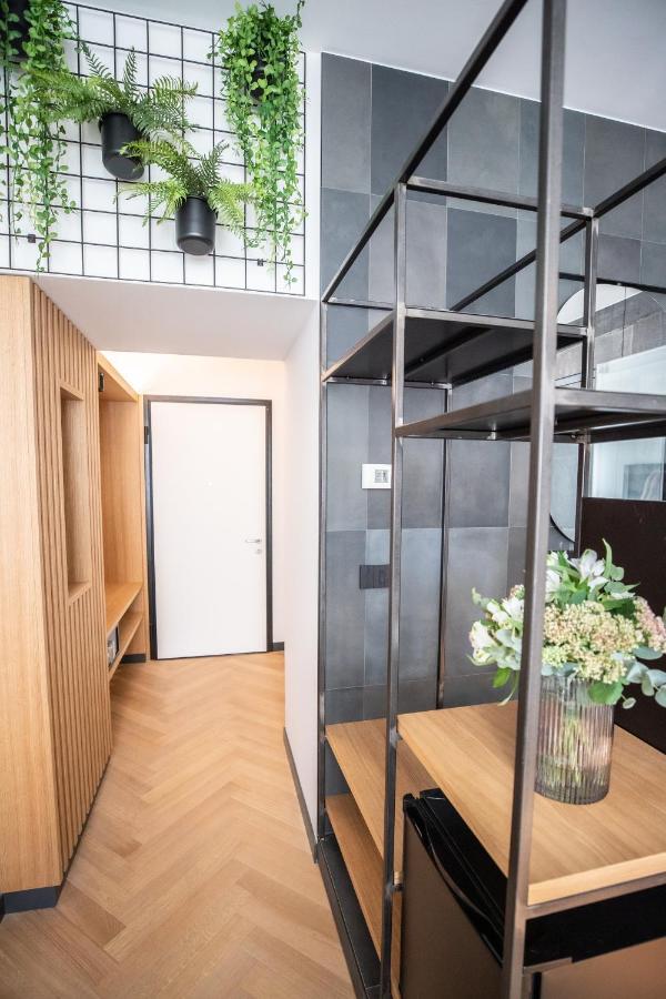 S1 Luxury Suites And Rooms Trieszt Kültér fotó